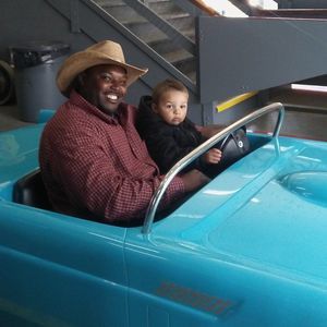 Meet your Posher, Desmond